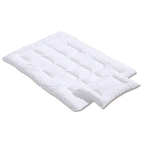 Bornino Home Bundle Betten-Set 2-teilig inkl. Bettwäsche Mond und Sterne 100x135 cm Bornino Home Bundle Betten-Set 2-teilig inkl. Bettwäsche Mond und Sterne 100x135 cm