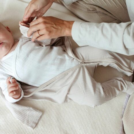 Emma & Noah Schlafoverall mit Fuß Rippqualität Emma & Noah Schlafoverall mit Fuß Rippqualität